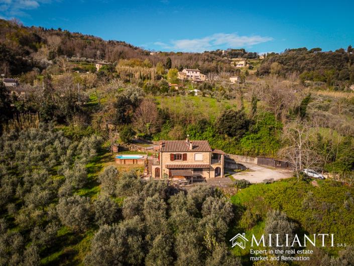 Image No.1-3 Bed Country House for sale