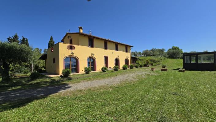 Image No.1-2 Bed Farmhouse for sale