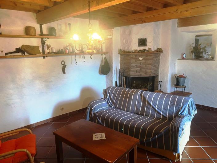 Image No.23-5 Bed Farmhouse for sale