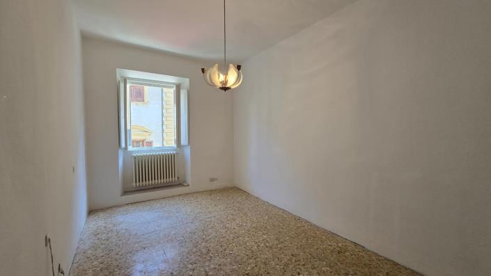 Image No.18-Maison de ville de 7 chambres à vendre à Volterra