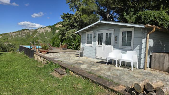 Image No.5-2 Bed Semi-Detached for sale