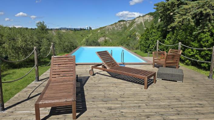 Image No.6-2 Bed Semi-Detached for sale