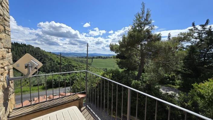 Image No.21-2 Bed Semi-Detached for sale