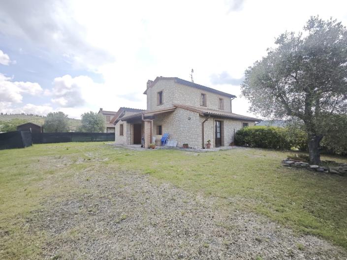 Image No.4-3 Bed Semi-Detached for sale