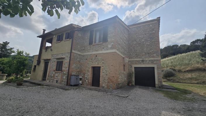 Image No.9-Ferme de 4 chambres à vendre à Volterra