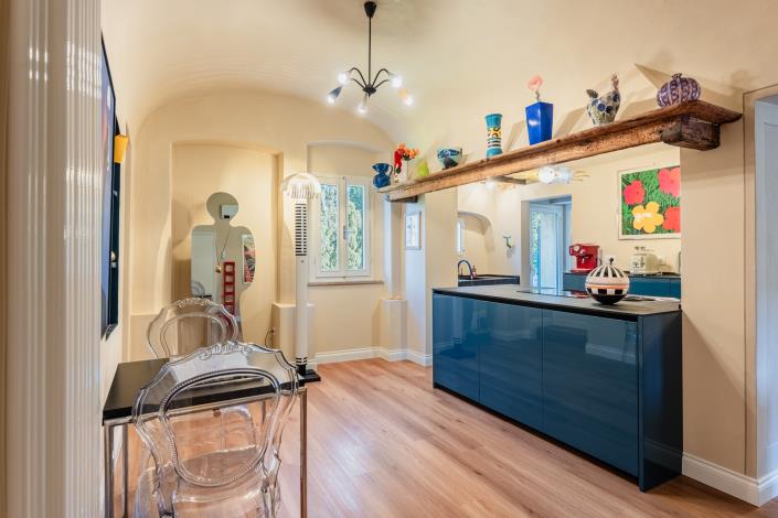 Image No.9-2 Bed Apartment for sale