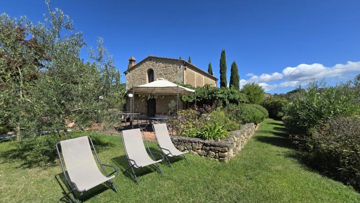 Image No.7-4 Bed Barn for sale