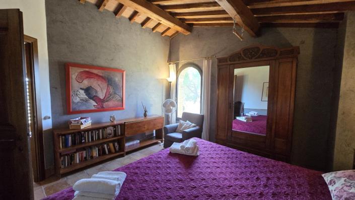 Image No.35-4 Bed Barn for sale