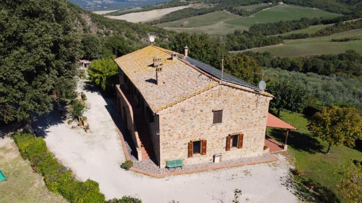Image No.4-Ferme de 9 chambres à vendre à Volterra