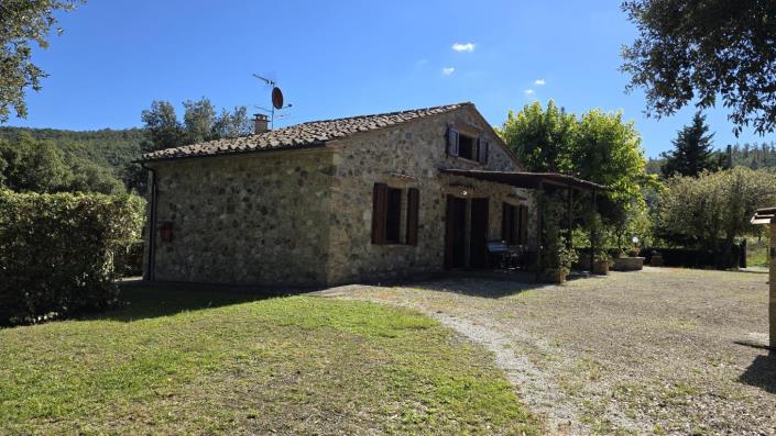 Image No.11-Ferme de 9 chambres à vendre à Volterra