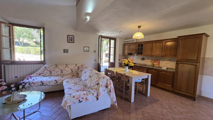 Image No.14-Ferme de 9 chambres à vendre à Volterra