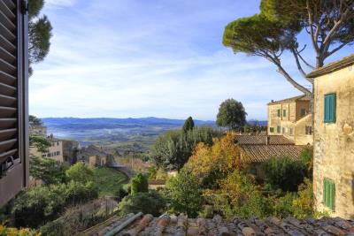 1 - Volterra, Apartment