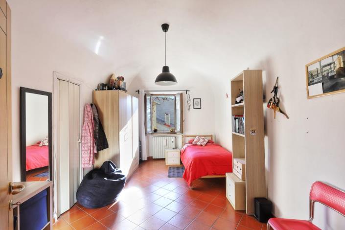 Image No.19-2 Bed Apartment for sale