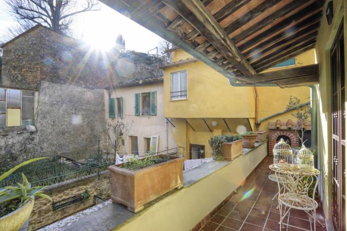 Image No.9-2 Bed Apartment for sale