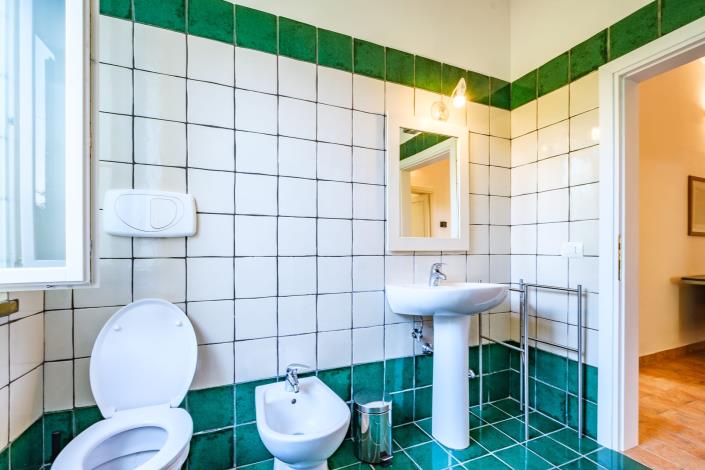 Image No.32-4 Bed Villa for sale