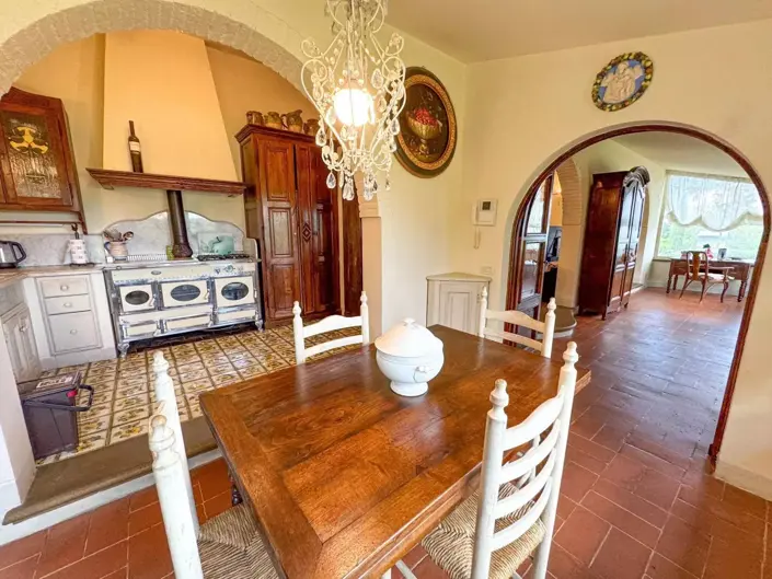 Image No.12-Villa de 4 chambres à vendre à Cecina