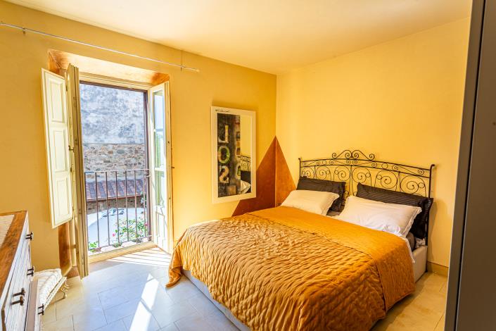 Image No.33-3 Bed Apartment for sale