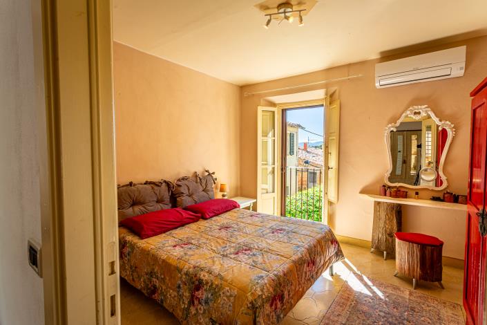 Image No.36-3 Bed Apartment for sale