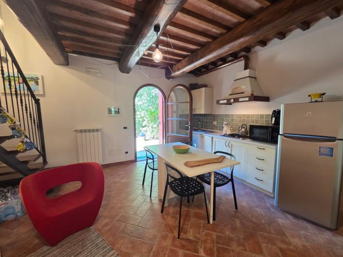 Image No.12-Appartement de 2 chambres à vendre à Gambassi Terme