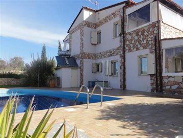 3 Bed Villa / Detached for sale