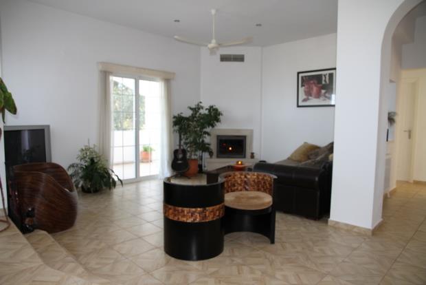 Image No.11-Villa / Détaché de 4 chambres à vendre à Kokkino Horio