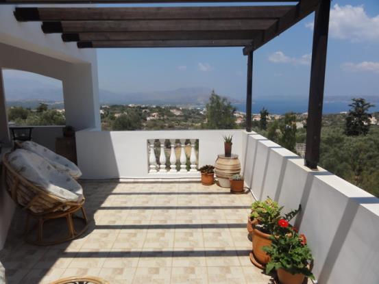 Image No.17-Villa / Détaché de 4 chambres à vendre à Kokkino Horio