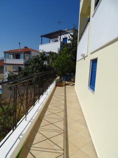 Image No.24-Villa / Détaché de 4 chambres à vendre à Kefalas