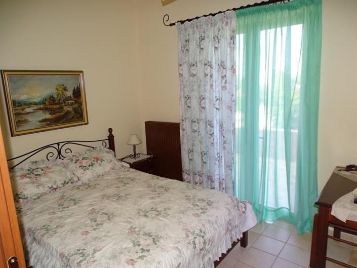 Image No.12-4 Bed Villa / Detached for sale