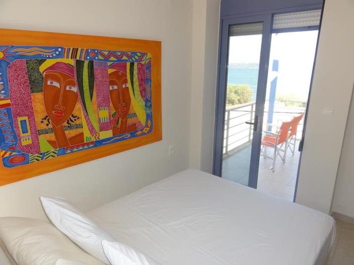 Image No.10-2 Bed House for sale