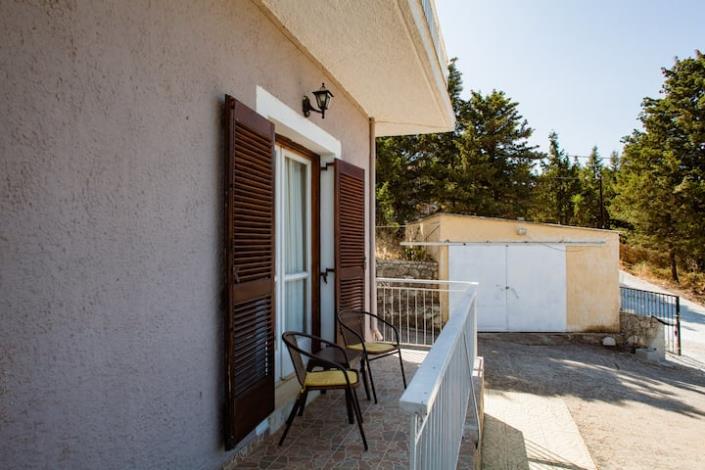 Image No.9-4 Bed Villa / Detached for sale