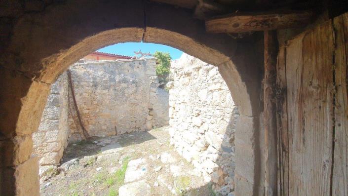 Image No.7-4 Bed Village House for sale