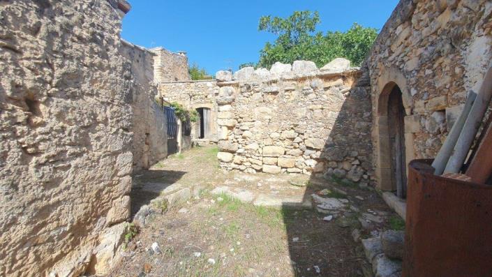 Image No.10-4 Bed Village House for sale