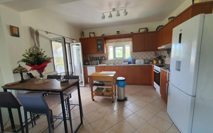 Image No.21-Villa / Détaché de 4 chambres à vendre à Kokkino Horio