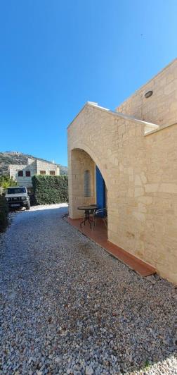 Image No.8-2 Bed House/Villa for sale
