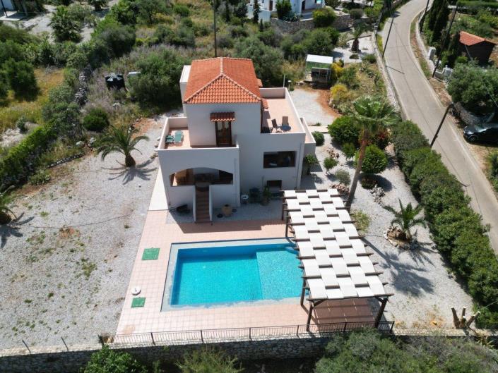 Image No.1-5 Bed Villa / Detached for sale