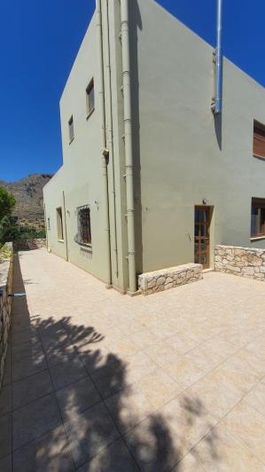 Image No.24-6 Bed Villa / Detached for sale