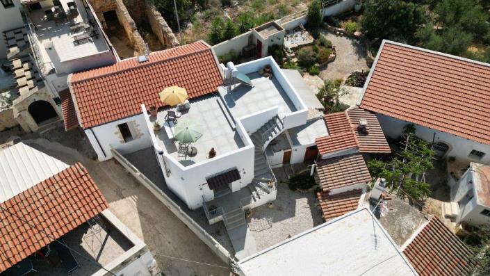 Image No.2-2 Bed House for sale