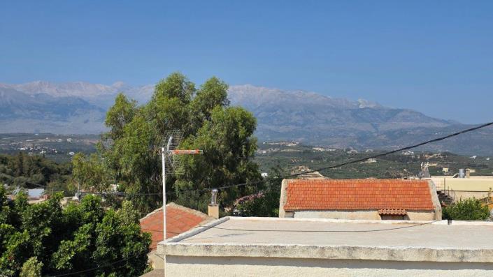 Image No.5-2 Bed House for sale