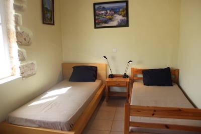 bottom-bed-room--2