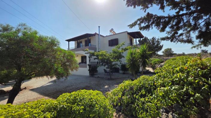 Image No.1-4 Bed Villa / Detached for sale