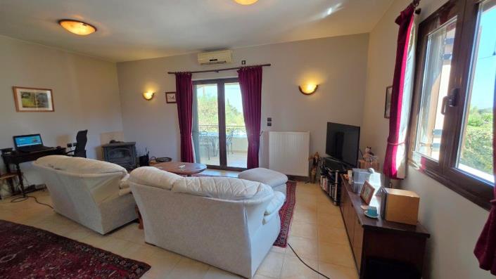 Image No.8-4 Bed Villa / Detached for sale