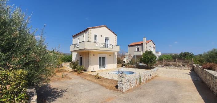 Image No.1-2 Bed Villa / Detached for sale