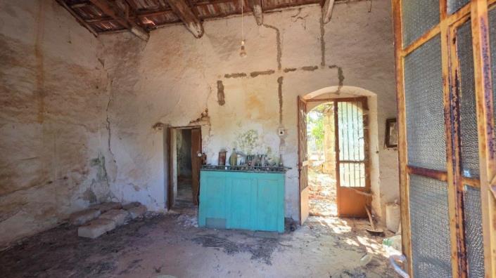 Image No.7-3 Bed Village House for sale