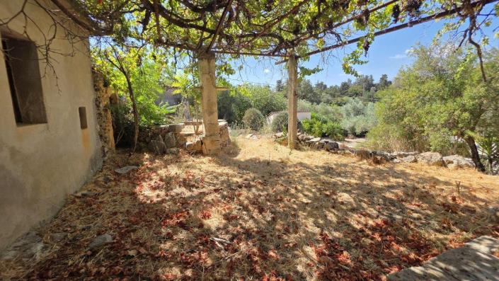 Image No.19-3 Bed Village House for sale
