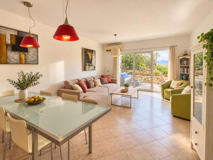 Image No.3-3 Bed Villa for sale