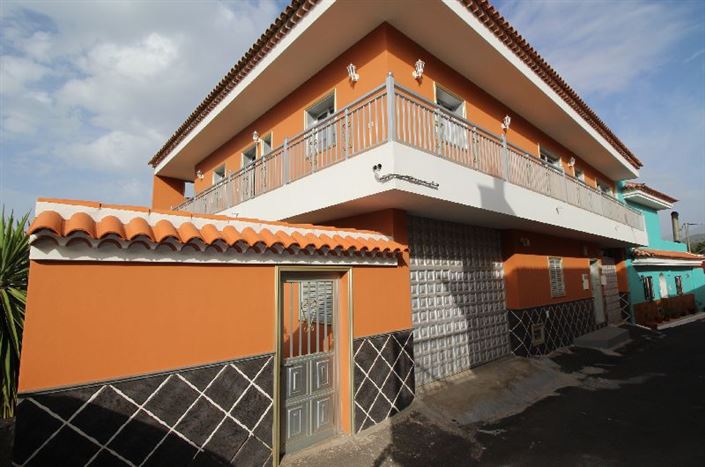 Image No.1-Maison de ville de 4 chambres à vendre à Tenerife
