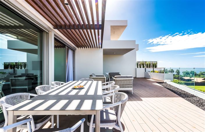 Image No.24-3 Bed Apartment for sale