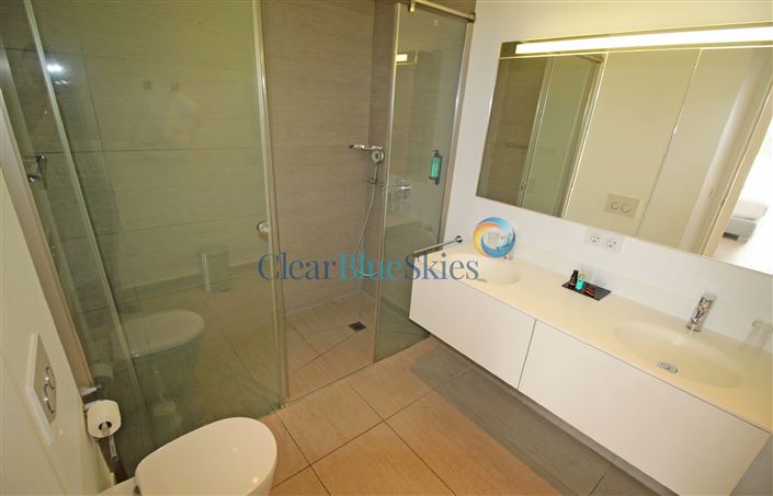 Image No.11-3 Bed Apartment for sale