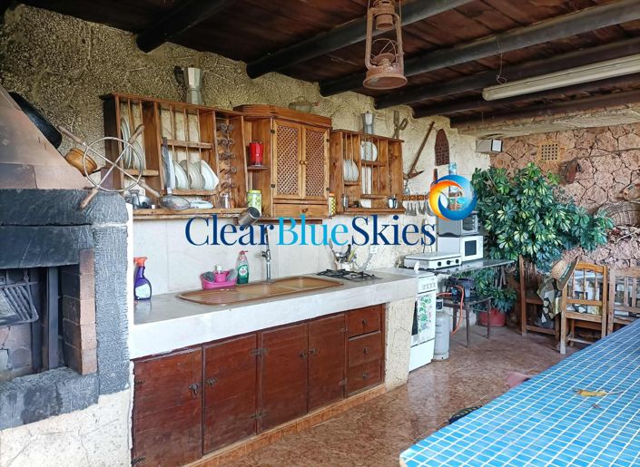 Image No.4-1 Bed Farmhouse for sale