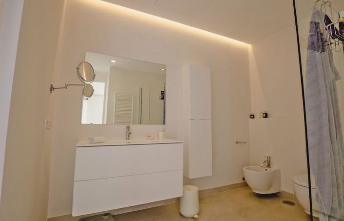 Image No.13-4 Bed Villa for sale